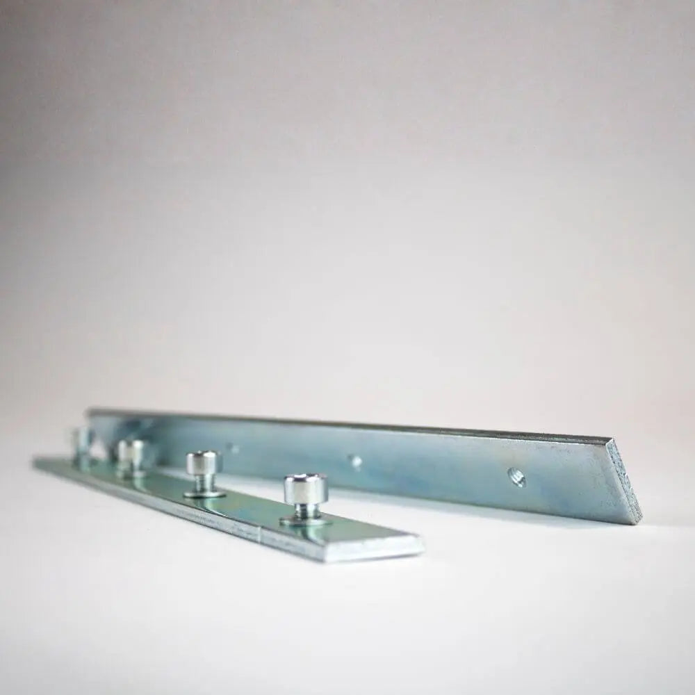 Gerader Profilverbinder für 150 mm Textilspannrahmen zur stabilen Verbindung von Aluminiumprofilen und Spannrahmen.