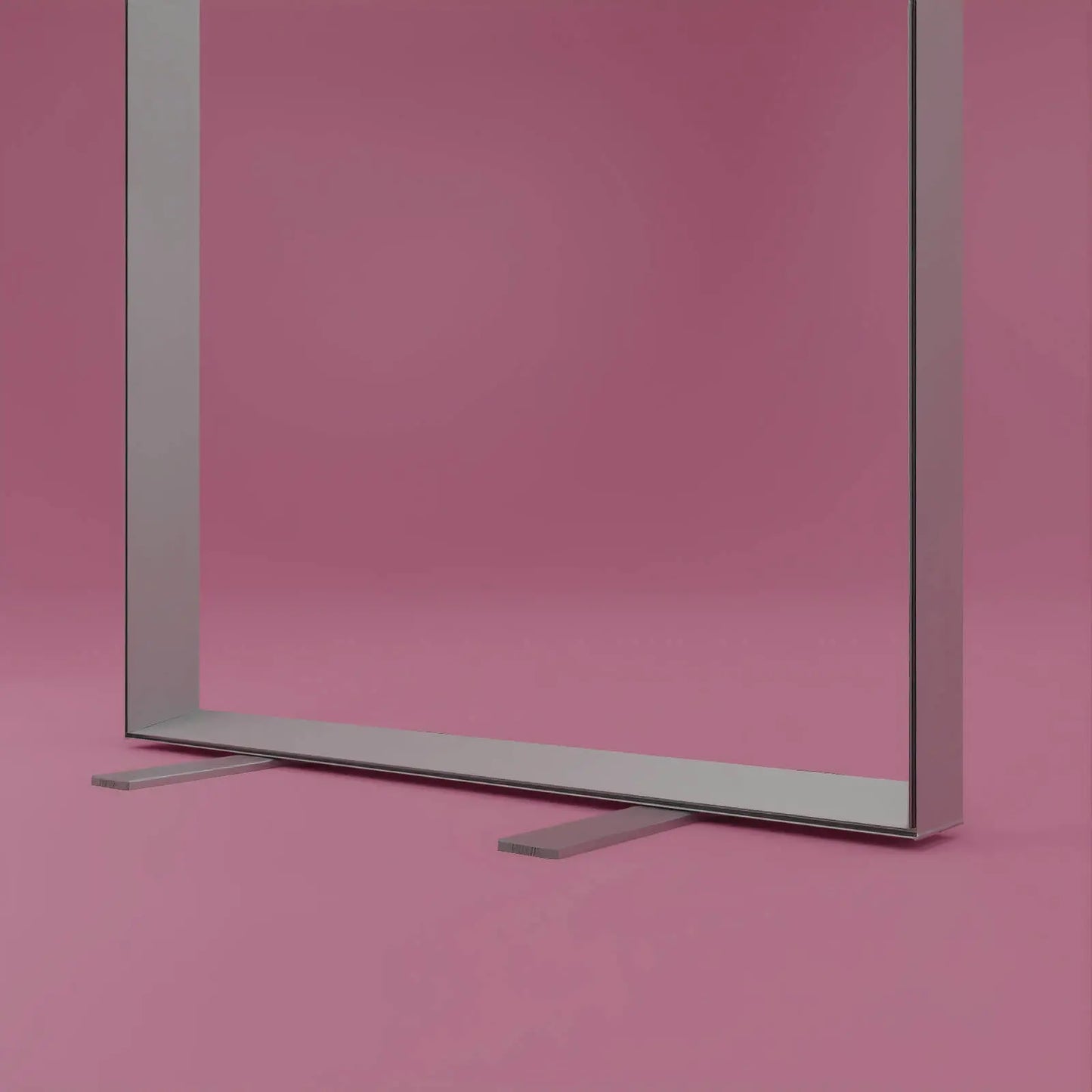 Detailaufnahme des Bodenprofils eines PIXLIP POP Rahmensystems mit stabilisierenden Standfüßen, vor rosa Hintergrund.