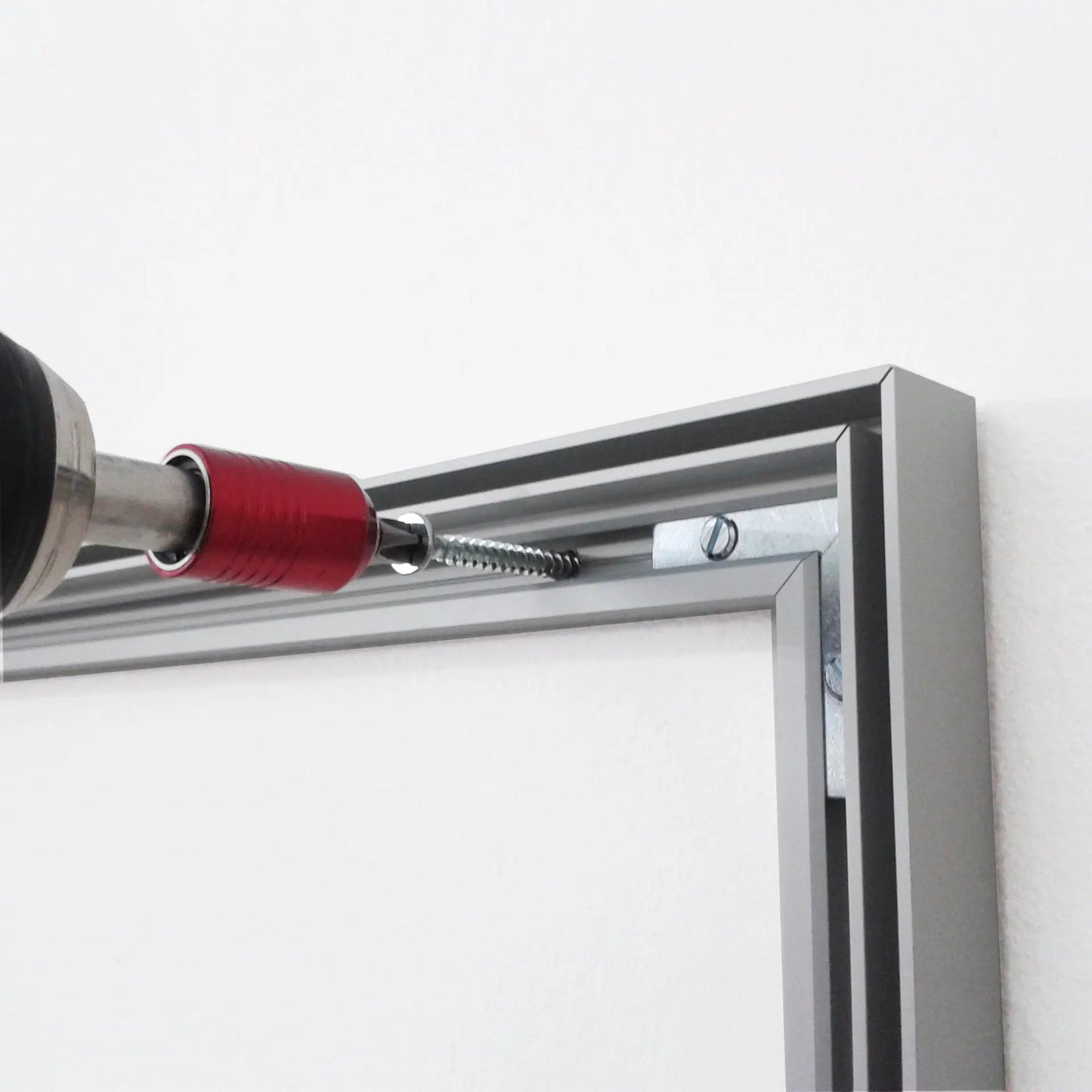 Textilspannrahmen Montage Detailaufnahme für Wandbefestigung