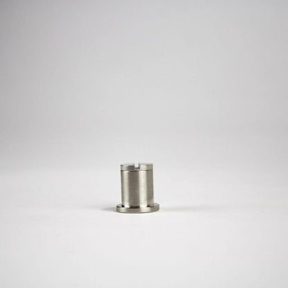 Deckenbefestigung für Drahtseile Ø 1,5 mm mit Kugelnippel zur sicheren Abhängung von Textilspannrahmen und Deckensystemen.