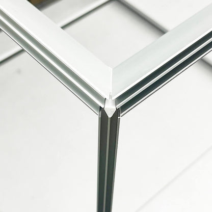 Ecke eine CMessewürfel aus Cube light Profilen, ohne Textil