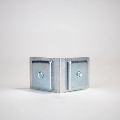 Eckverbinder für 55 mm Textilspannrahmen zur stabilen Verbindung von Aluminiumprofilen für langlebige Spannrahmen von Primex.
