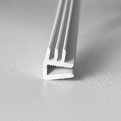 Klemmleiste für Textilspannrahmen. Für Textilien ohne Keder geeignet.