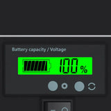 LEDUP Battery Anzeige mit 100 % Akkustand – integrierte Statusanzeige für mobile LED-Messewand.