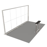 Ansicht der beleuchteten Messetheke und Messewand Lightbox Pro 2go ohne Stoffbespannung 
