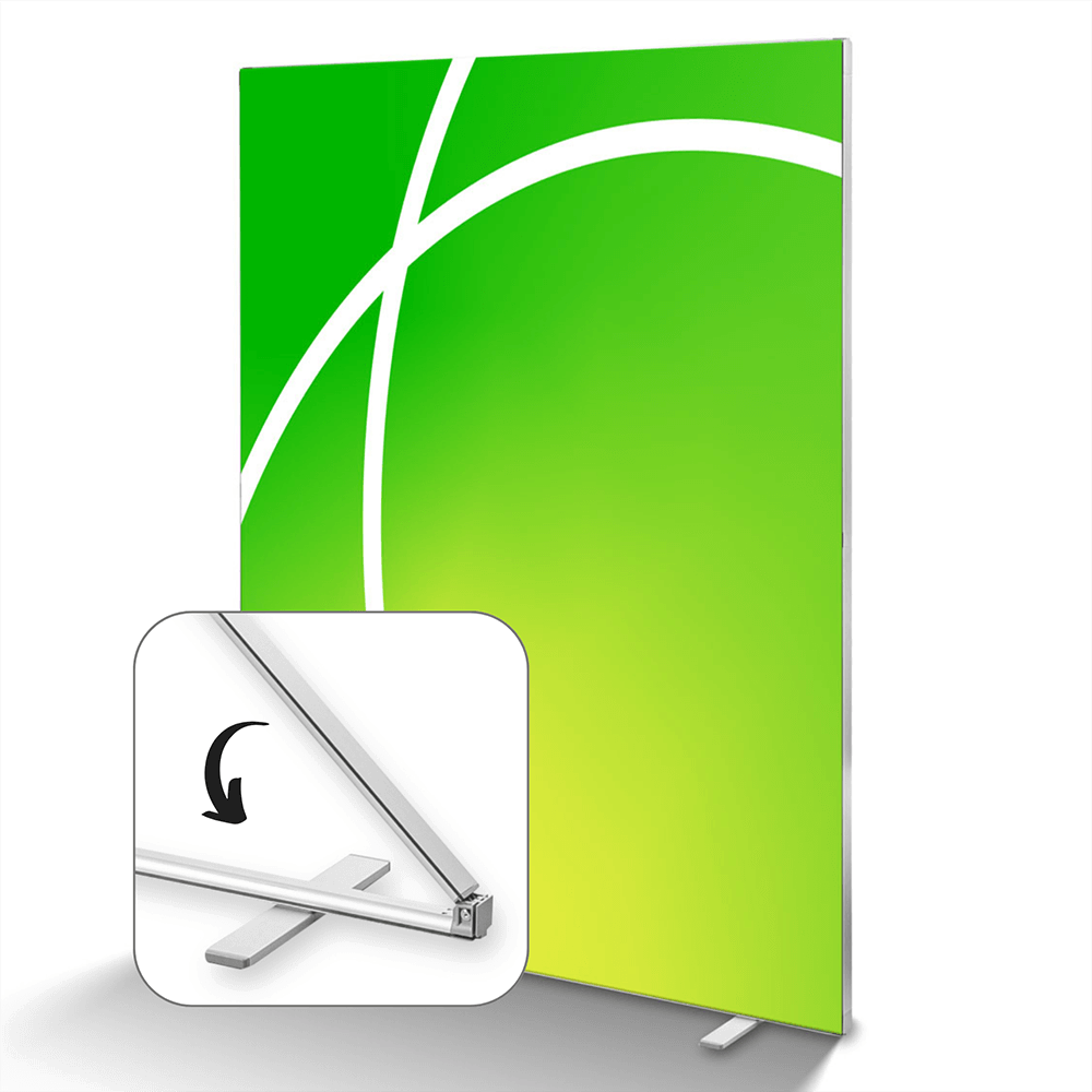 Unbeleuchtete Messewand Expo Flex 2go mit grüner Textilbespannung vor weißem Hintergrund