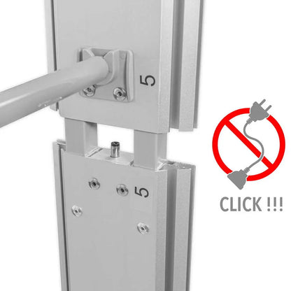 Beleuchtete Messewand Lightbox Wall 2go kann mit kabellosen DC-Steckern verbunden werden