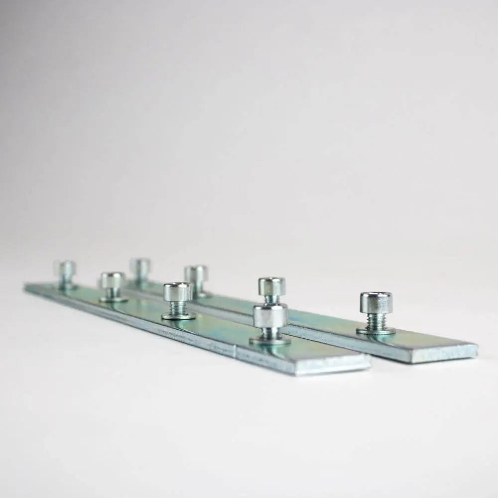 Gerader Profilverbinder für 150 mm Textilspannrahmen zur stabilen Verbindung von Aluminiumprofilen und Spannrahmen.
