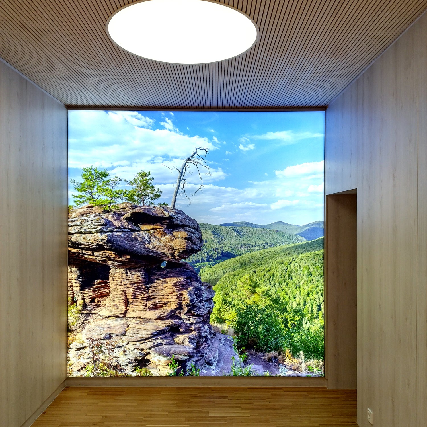 Textile stretching frame illuminated 100 mm - wall mounting silver